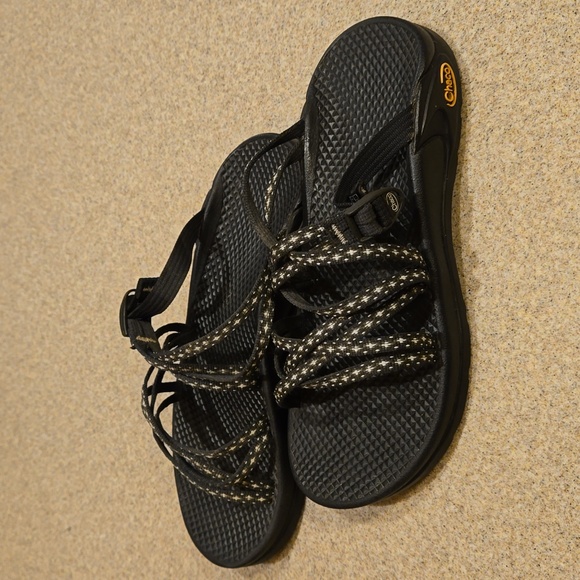 🤩Rare🤩Chaco Strappy Slide in Quito Night - Picture 2 of 7